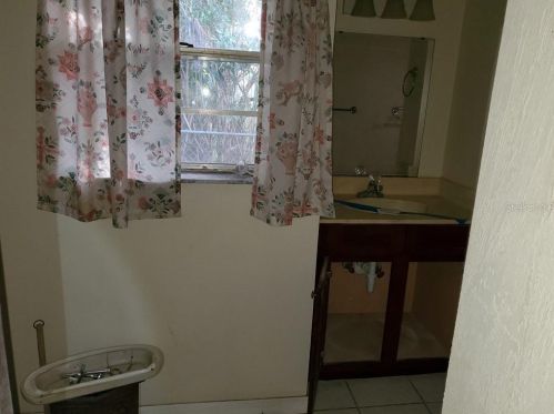 370 Hand Ave, Ormond Beach FL 32174-7556 exterior