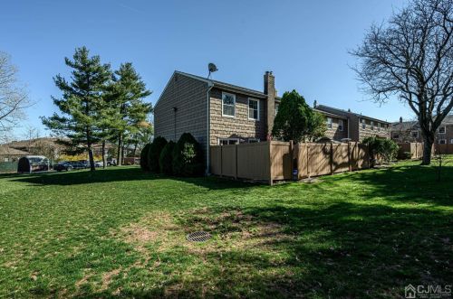 79 Wick Dr, Perth Amboy NJ  08863-1406 exterior