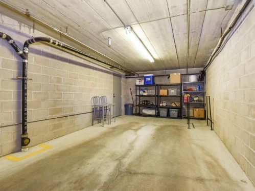 2828 Aldrich Ave, Minneapolis MN  55408-2121 exterior