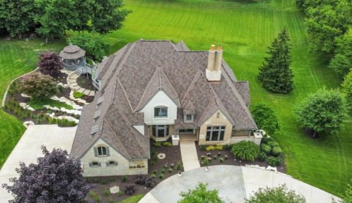 249 White Thorne Ln, Valpo, IN 46383-9785