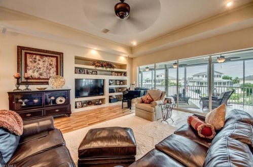 2159 Macadamia Ln, Saint James City FL  33956-2034 exterior