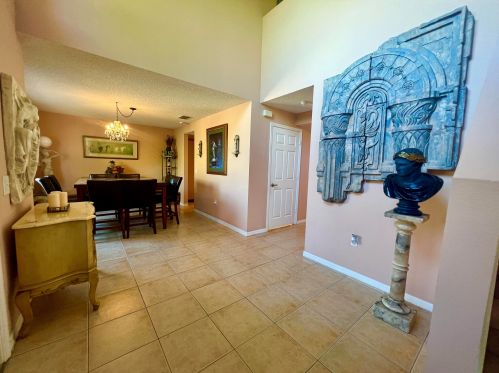 1142 Floresta Dr, Fort Pierce FL  34983-2758 exterior