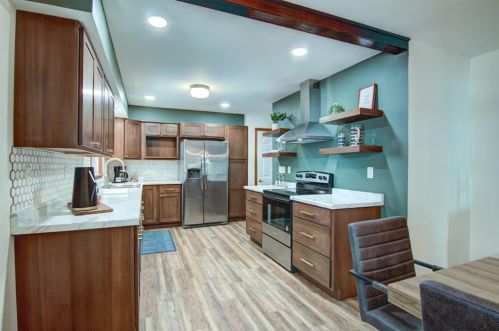 5388 Shore Dr, Eau Claire WI  54703-2073 exterior