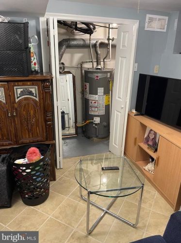 3203 Englewood St, Philadelphia PA 19149-1506 exterior