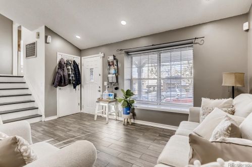 4133 Dunkirk Way, Denver CO 80013-5117 exterior