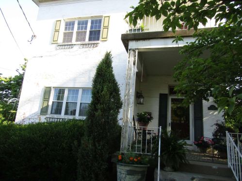 141 Ohio Ave, Newport, KY 41075-1388