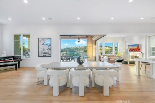 31 Seawatch, Newport Beach CA  92657-1650 exterior