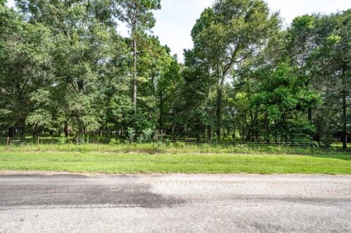 356 County Road 6481, Mont Belvieu TX  77535 exterior