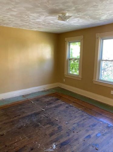 712 Gaskill Ave, Jeannette PA  15644-3302 exterior