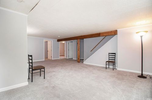 809 12 St, Mishawaka IN 46544-5822 exterior