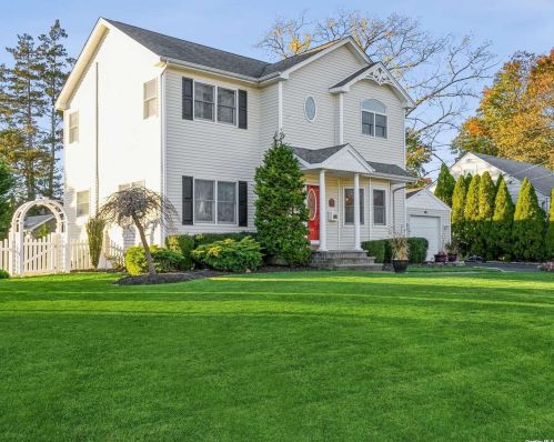 50 Avenue B, San Remo NY  11754-2505 exterior