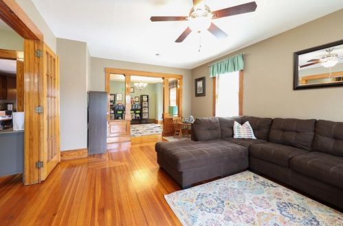 48 Lee Ave, Wallingford CT  06492-3610 exterior