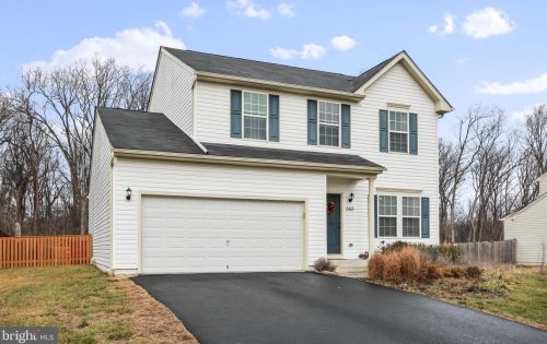 565 Maddex Farm Dr, Shepherdstown, WV 25443-4383