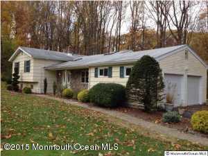 17 Galewood Dr, Holmdel Village, NJ 07733-1309