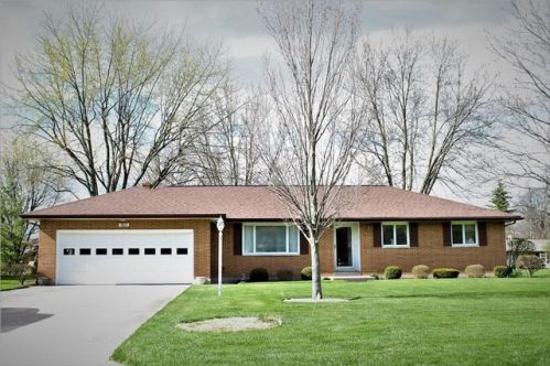 1025 Woodland Dr, Versailles, OH 45380-9563