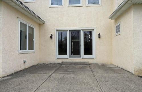 450 Wilderness Rd, Marysville OH  43040-5570 exterior