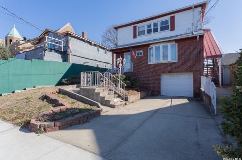 159-43 98th St, Jamaica, NY 11414-1731
