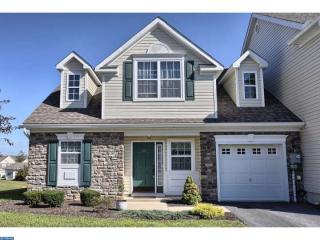 305 Village Dr, Blandon, PA 19510-9582