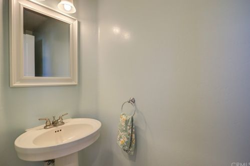 59 8th St, Templeton CA  93465-9343 exterior
