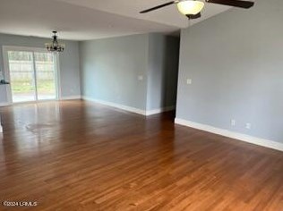 31 Wintergreen Dr, Beaufort SC  29906-8993 exterior