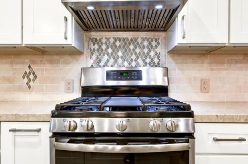 1449 Branham Ln, San Jose CA  95111-2760 exterior