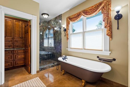 44 7 St, San Jose CA  95112-7401 exterior