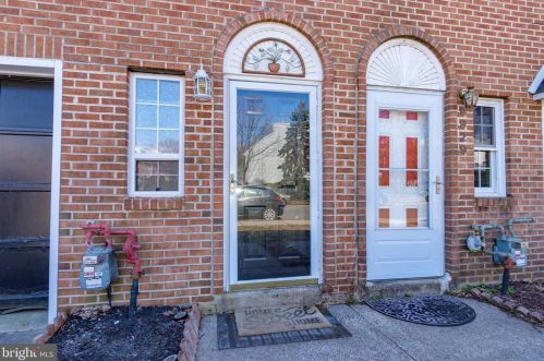 9931 Crestmont Ave, Philadelphia, PA 19114-1951