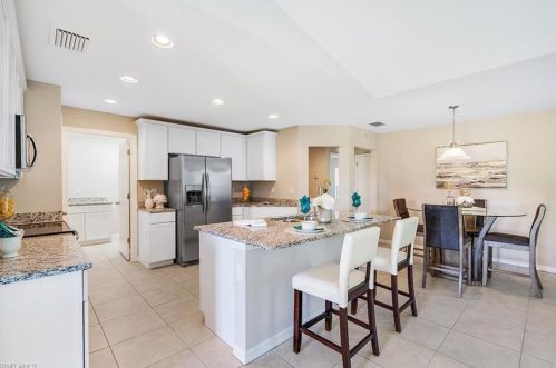 428 13th Ter, Cape Coral, FL 33990-2038