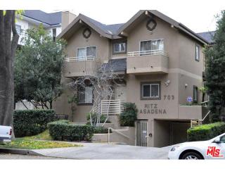 703 Locust St, Pasadena CA  91101-1660 exterior