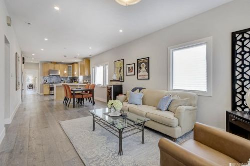 4160 Howe St, Oakland, CA 94611-5118