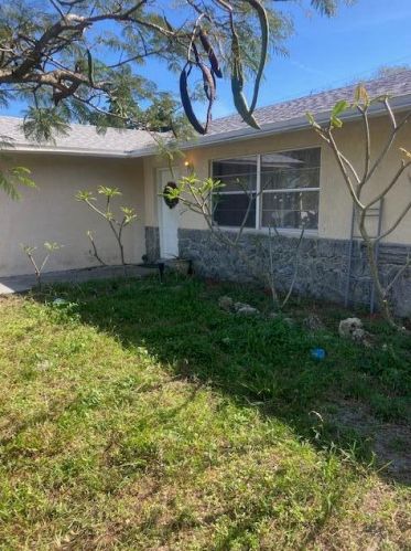 706 3rd Ave, Boynton Beach, FL 33426-4704