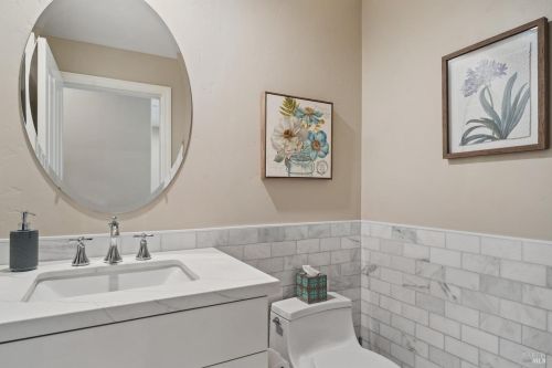 3736 Woodbourne Pl, Santa Rosa CA  95403-0941 exterior