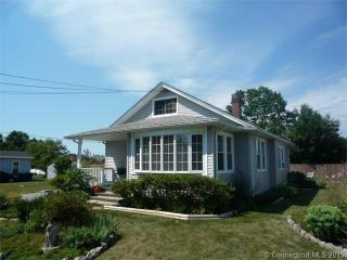 37 Louise St, Waterford, CT 06385-2301