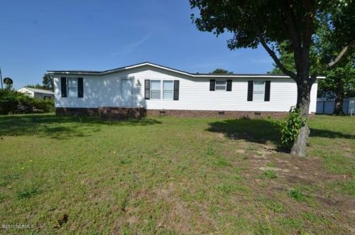 1779 Porter Rd, Greenville, NC 27834-6640