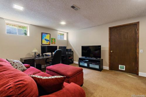 7932 Valentia St, Englewood CO 80112-3302 exterior