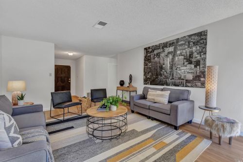 434 Brentwood Dr, Benicia CA  94510-1437 exterior