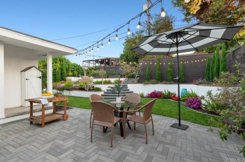 4045 Narragansett Ave, San Diego CA  92107-2618 exterior