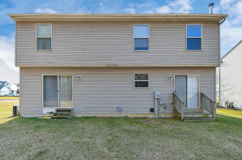 643 Keltonhurst Dr, Pataskala OH 43062-7363 exterior