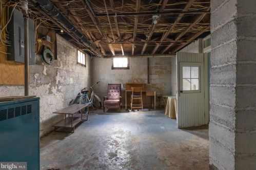 323 Orange St, Lees Cross Roads PA  17257-2007 exterior