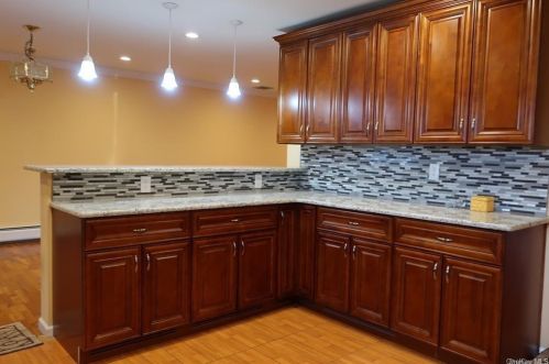 27 Lancaster Dr, Airmont NY  10901-7423 exterior