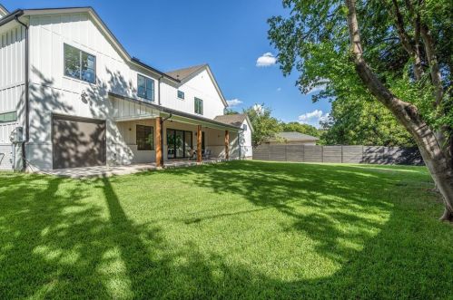 1509 El Campo Dr, Dallas TX 75218-3523 exterior