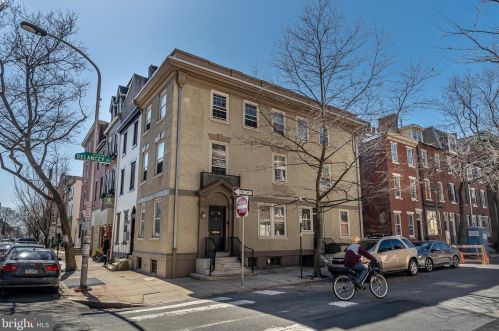 1700 Delancey Pl, Philadelphia PA  19103-6612 exterior
