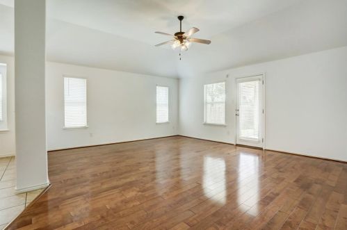 501 Bluehaw Dr, Georgetown TX  78628-7063 exterior