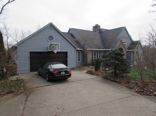 73 Canon Rdg, Newport KY  41075-2059 exterior