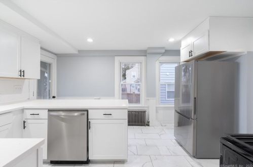 60 Morgan St, United States Coast Guard Ac CT  06320-2613 exterior