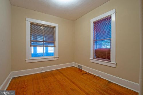 204 Harrington Ave, Harrington DE  19952-1118 exterior