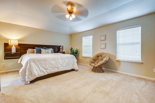 3810 Cloudbluff Ln, Richmond TX  77469-4117 exterior