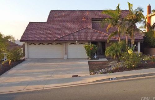 2329 Wind River Rd, El Cajon, CA 92019-4155