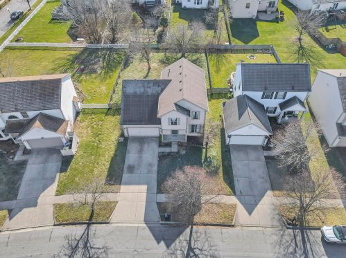 8119 Chapel Stone Rd, Blacklick OH  43004-9226 exterior
