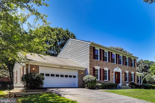 13305 Global St, Bowie, MD 20720-3858